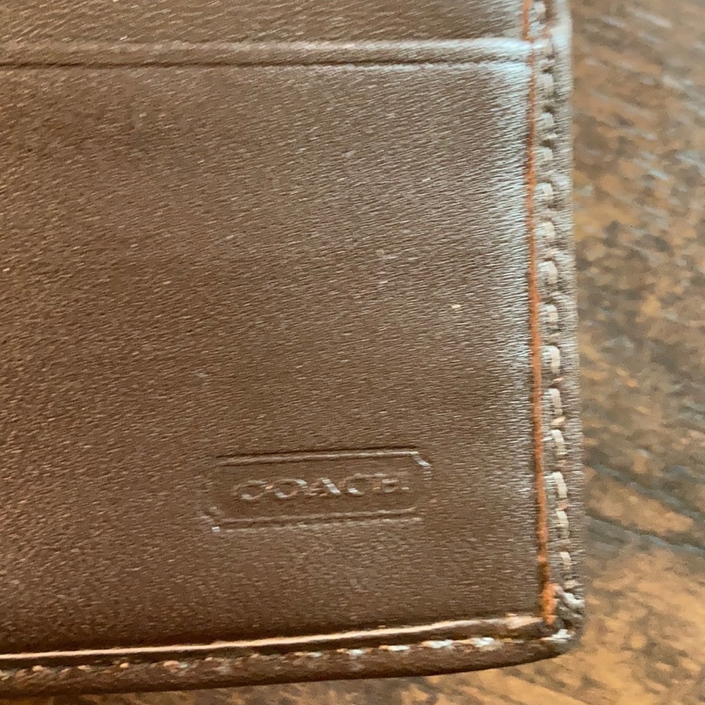 Coach Tan Logo Wallet - Picture 4 of 9